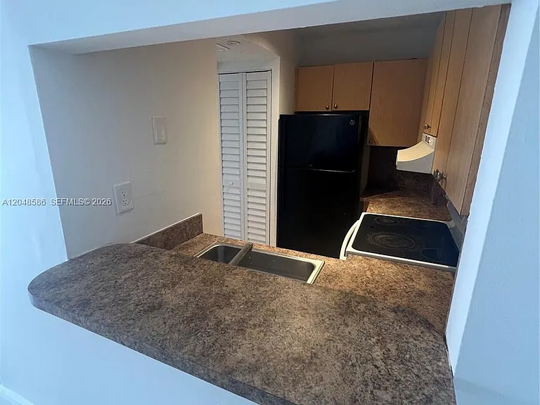 8145 NW 7th St #405 — Photo 12