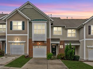 7224 Ladbrooke St, Raleigh, NC 27617