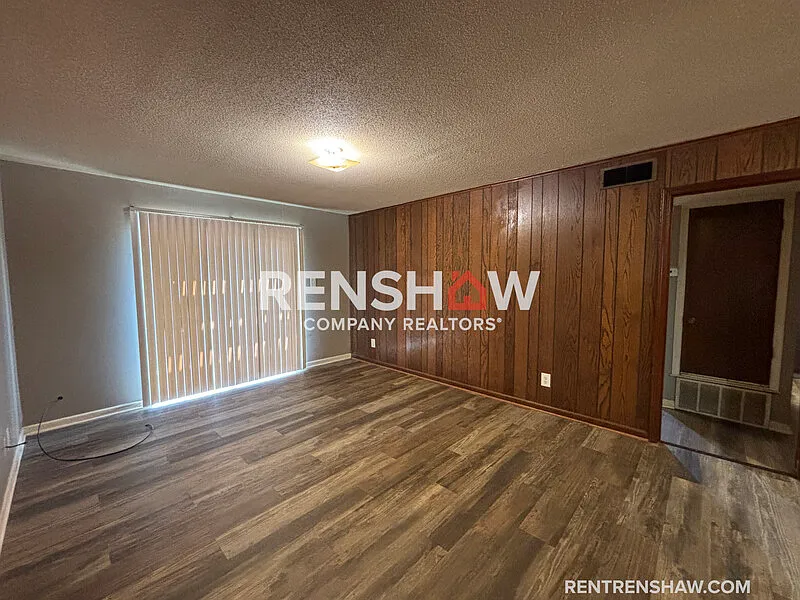 1 bed, 1.0 bath, 700 sqft, $795 — Photo 2