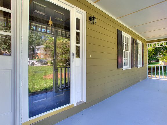 4th image of 2870 Shiloh Way