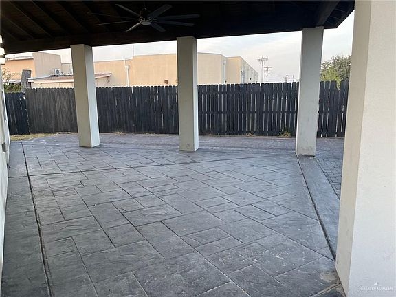 2nd image of 2431 Summer Breeze Rd