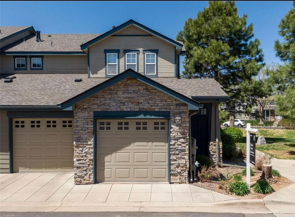 2143 S Fulton Cir — Photo 1