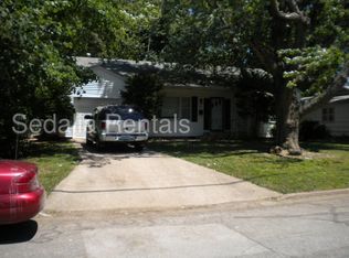 903 S Beacon St, Dallas, TX 75223