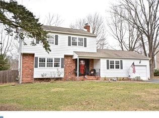 10 Fabrow Dr, Titusville, NJ 08560