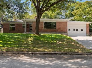 1800 Versailles Rd, Fort Worth, TX 76116