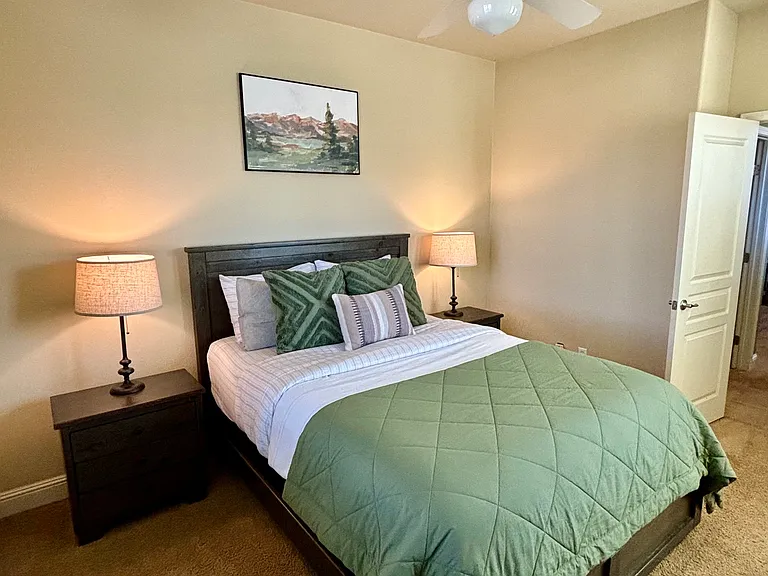 2099 Forest Glen Ct — Photo 10