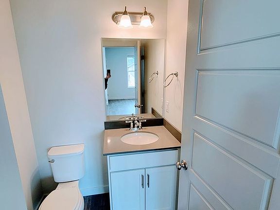 4th image of 2624 S Millsite Ln