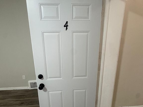 4th image of 234 E 156th St #4