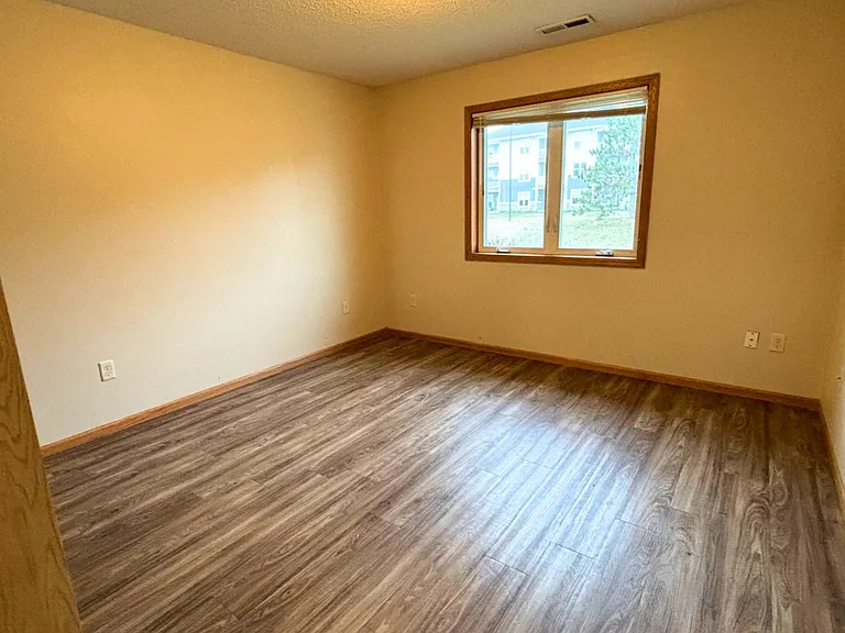 1627C Gunston Dr — Photo 5