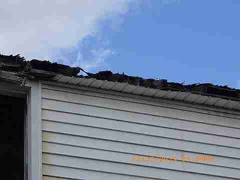 7469 E Robinwood