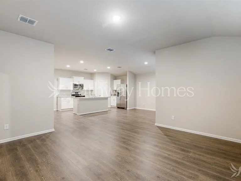 1625 Gatesville Ct — Photo 3
