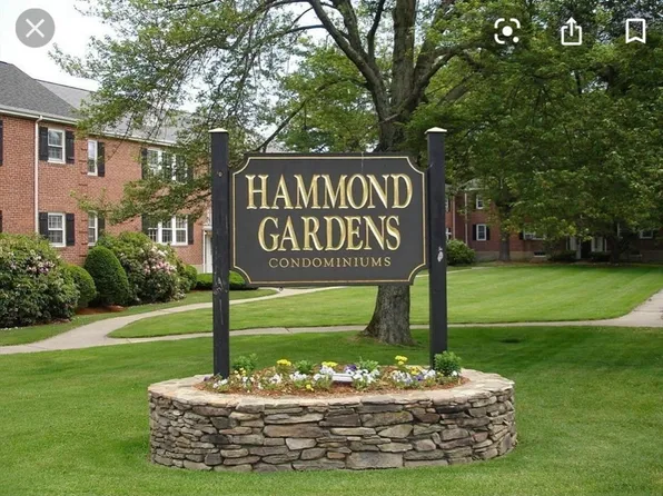11 Hammond Pond Pkwy APT 3, Newton, MA 02467