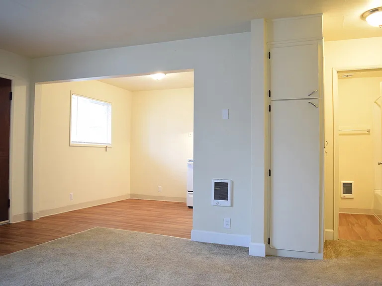 Sixpack Apartments — Photo 5