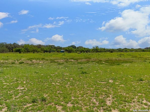 230 Clear Lake LOT 3, Poteet, TX 78065