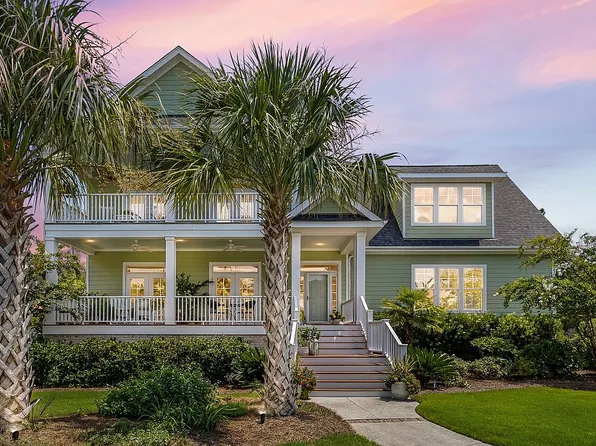 514 Marsh Oaks Dr, Wilmington, NC 28411
