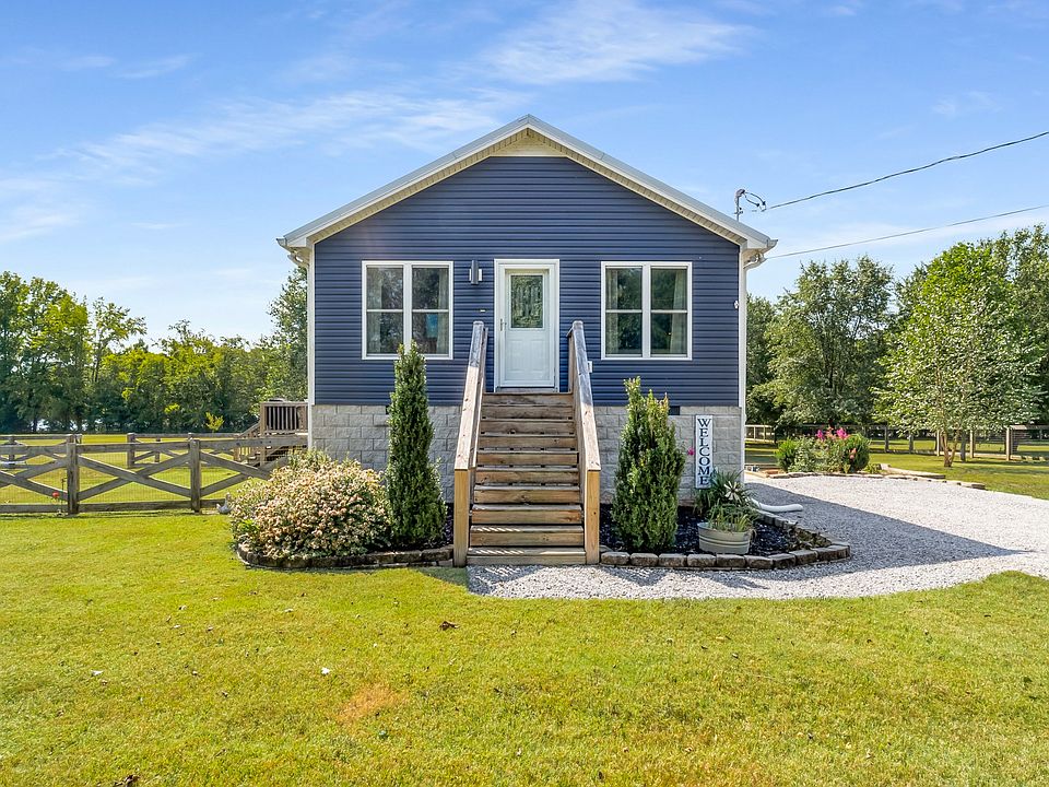 1st image of 1012 Sunrise Cir