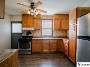 2305 S 18th St, Omaha, NE 68108