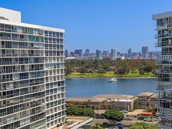 4th image of 1830 Avenida Del Mundo Unit 1402