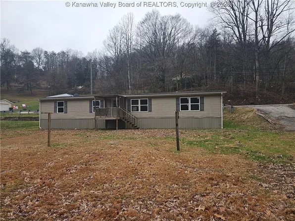 2165 Martins Branch Rd, Charleston, WV 25312