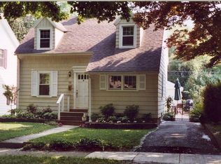 111 Arvine Hts, Rochester, NY 14611