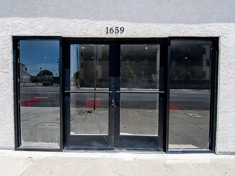 Harvard Boulevard — Photo 36