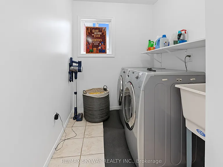 116 Severn Dr — Photo 14