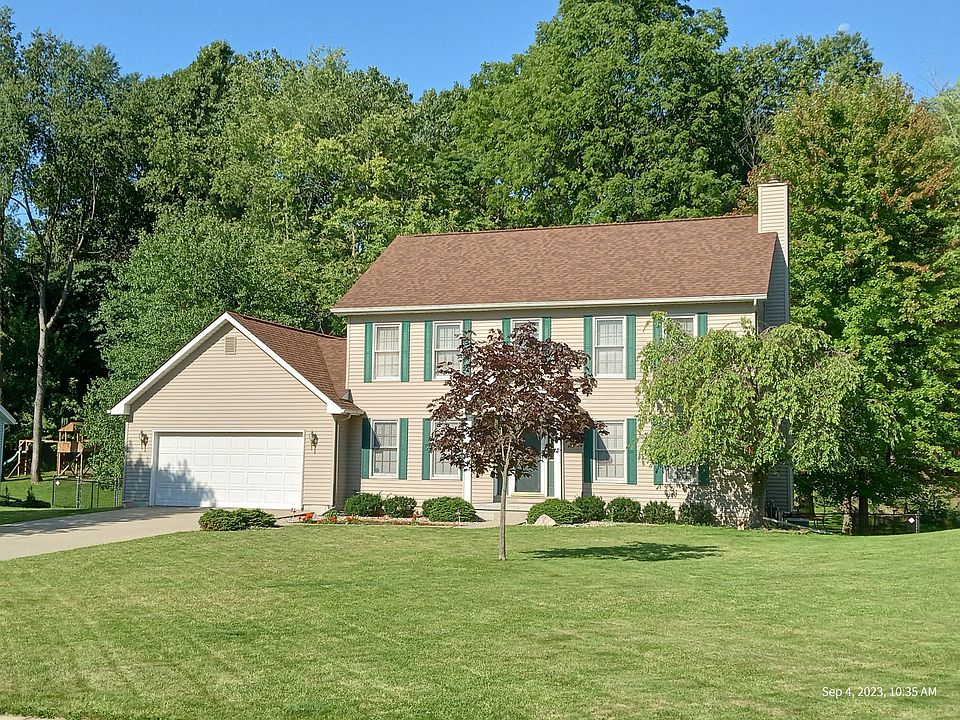 1st image of 106 Westchester Way