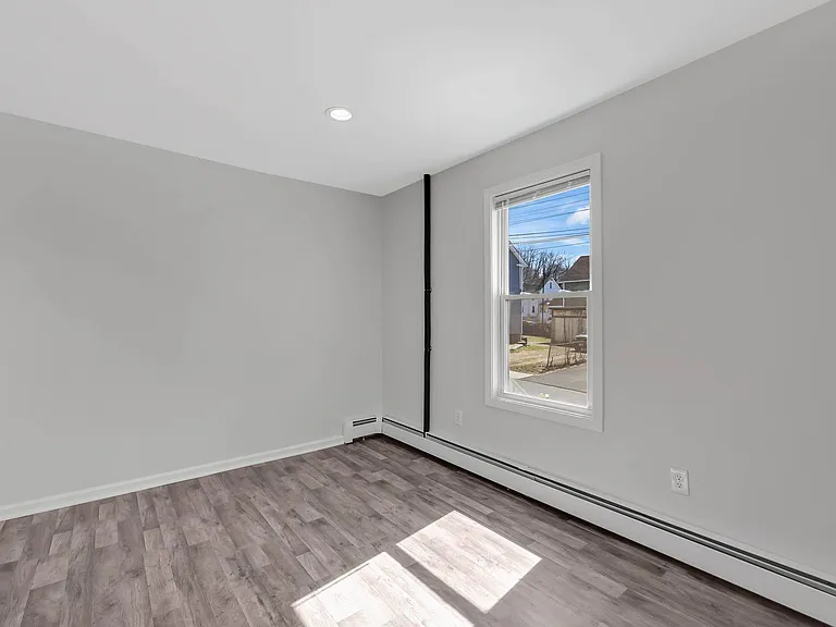 19 Maple Ave #19A — Photo 10