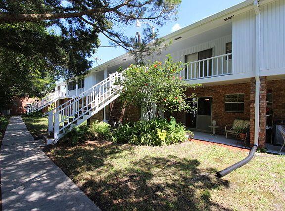 3rd image of 405 Flagler Blvd Unit 4A