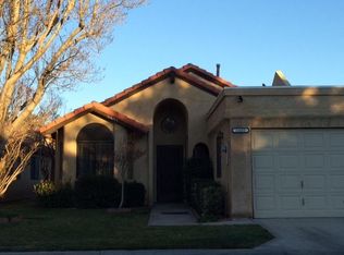 11653 Locust Ln, Apple Valley, CA 92308