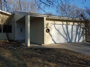 3314 Southdale Dr, Ames, IA 50010