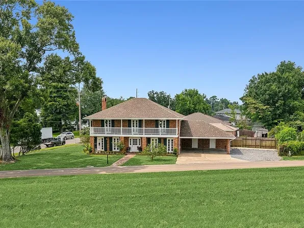 7017 Riverside Dr, Harahan, LA 70123