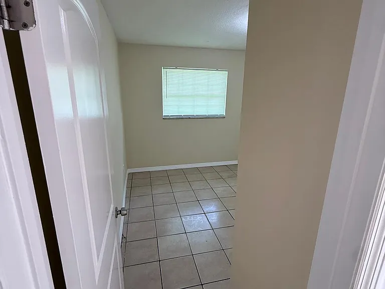 2106 Fiesta Ct — Photo 15