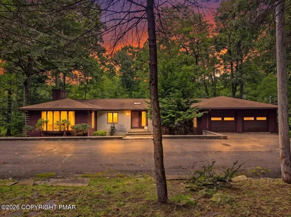 1586 Sullivan Trl, Tannersville, PA 18372