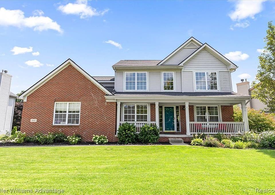 1443 Four Seasons Dr, Howell, MI 48843 Zillow