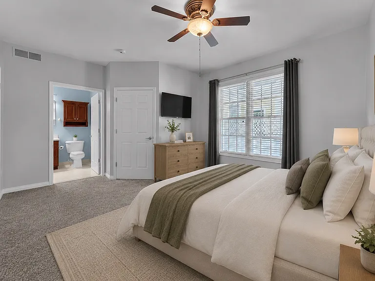 276 Constitution St — Photo 11