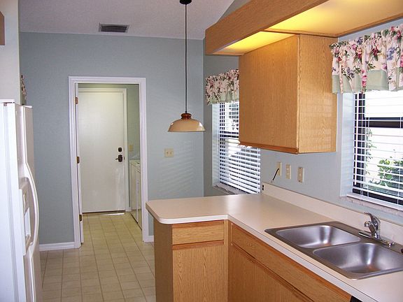 Bright Open Kitchen