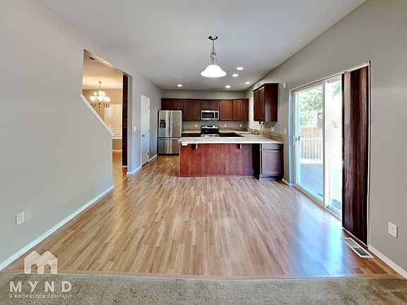 3rd image of 5408A Glenwood Ave