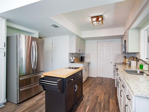 4th image of 1752 Elizabeth Dr