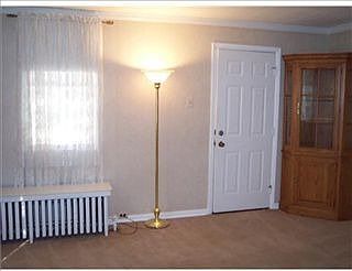 5th image of 21 Zeller St