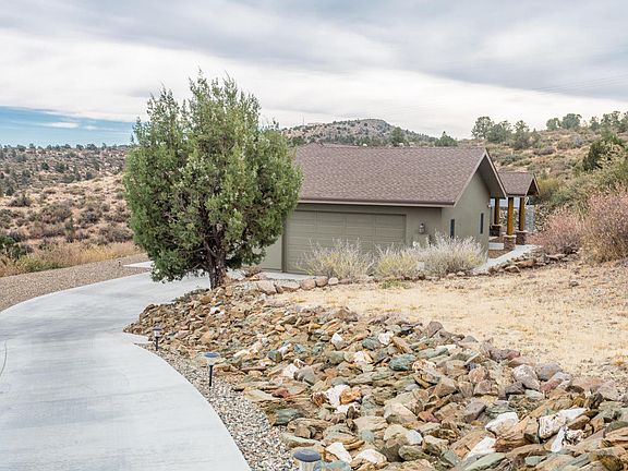 2nd image of 1775 W Buena Vista Trl