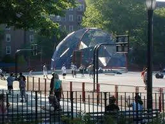 Rented by RealTegrity NY LLC | media 59