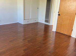 240 1/2 Corona Ave, Long Beach, CA 90803