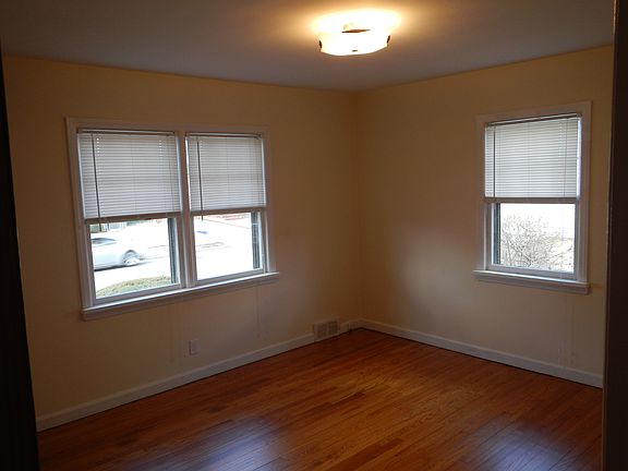5th image of 64 Stuyvesant Ave
