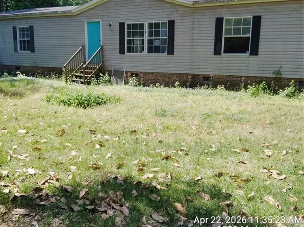 1329 McArthur Rd, Maxton, NC 28364