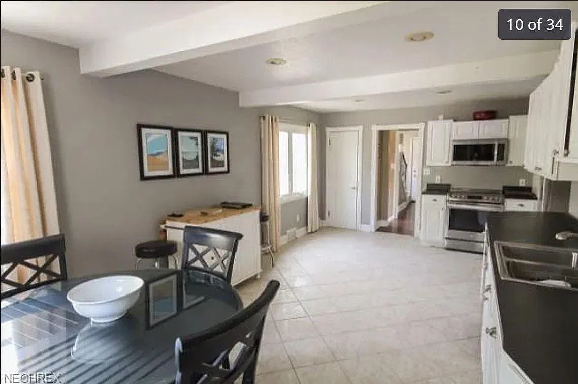 4 bed, 2.5 bath, 2588 sqft, $3,250 — Photo 4