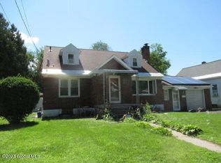 26 Nassau Ave, Schenectady, NY 12304