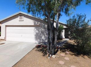4584 S Gatwick Dr, Tucson, AZ 85730