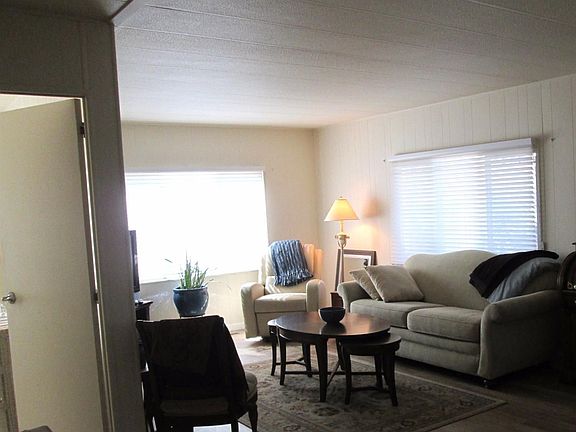 5th image of 1527 Tulip Cir