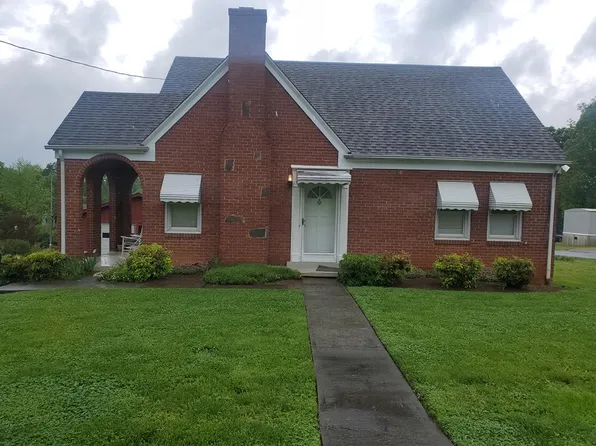 2567 Daniels Creek Rd, Collinsville, VA 24078